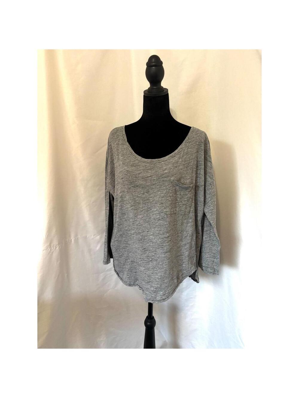 Gap Gray Long Sleeve Pocket Tee Scoop Neck Cotton Top Large